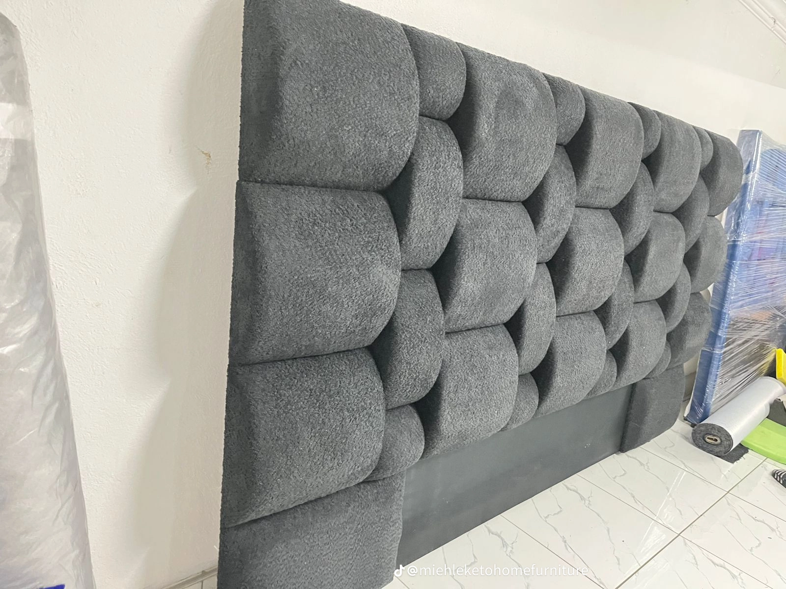 headboard